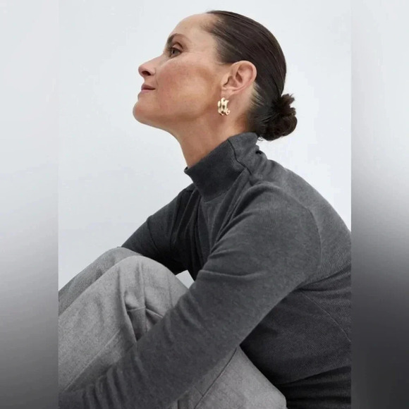 Mango Gray Turtleneck Shirt NWT - Picture 3 of 7